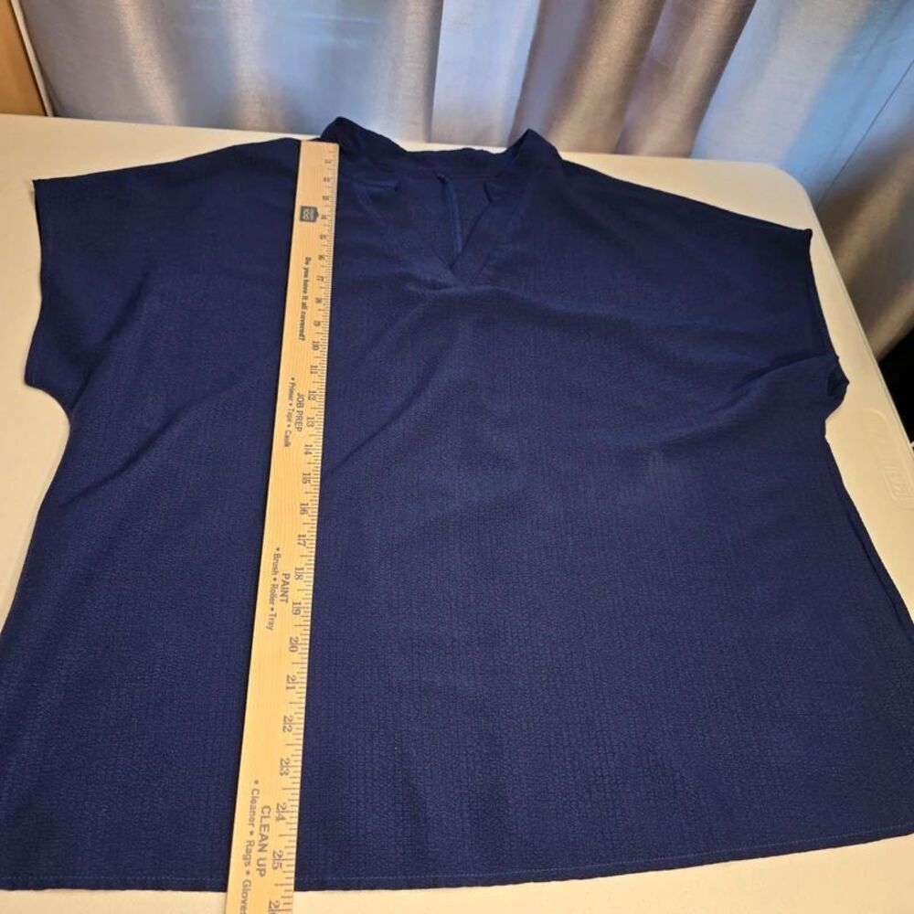 Shein navy women's v neck blouse size XXL